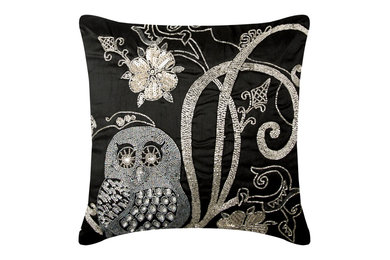 Night Owls - Black Art Silk Throw Pillow Cover