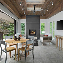 3-Season Room & Breezeway