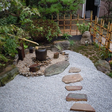 シンプルな和庭
