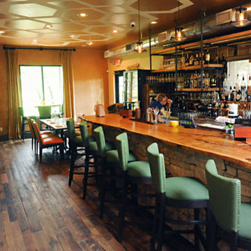 Apis Restaurant & Apiary