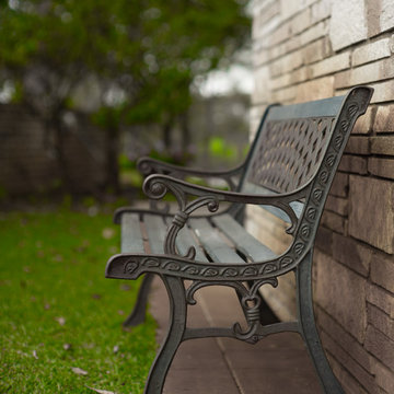 Ravenswood Bench