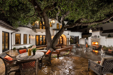 Patio - mediterranean patio idea in Los Angeles