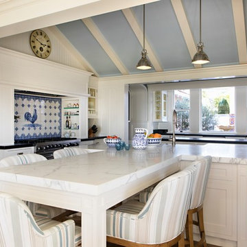 Del Mar Residence Overlooking the Ocean
