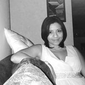 Delia Lam's photo