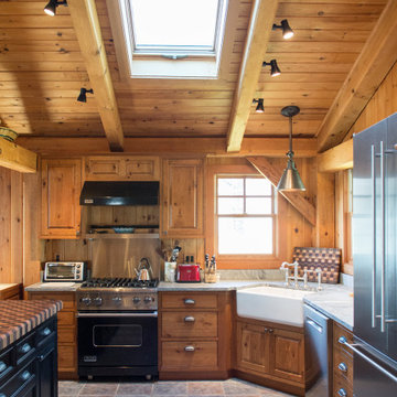 Aurora Vacation Home - Kitchen Skylight