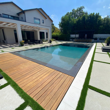 Encino zero edge pool and spa