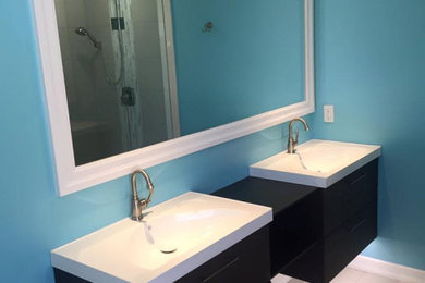 Bathroom - shabby-chic style bathroom idea in Toronto