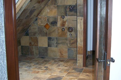 Example of a classic bathroom design in Portland