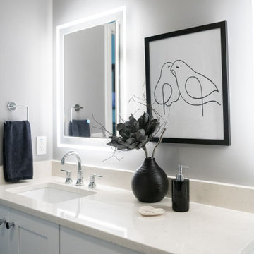Black and White Bathroom in Westerville, OH
