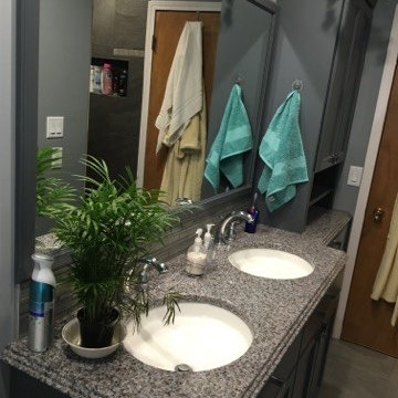 Grey Vanity w/ matching mirror