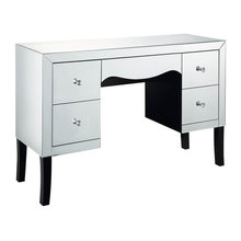 Makeup vanity