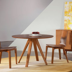 Avon Round Maple Dining Table with Smooth Top in Flax Finish - Products