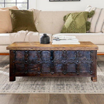 Vintage-Inspired Coffee Tables: Rustic Charm for the Boho Farmhouse Home