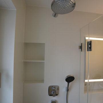 Aus einem Badezimmer wird ein Duschbad der extra Klasse