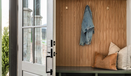 7 New Entryways With Mudroom Storage Ideas