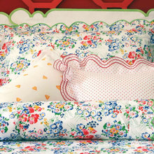 girls bedroom