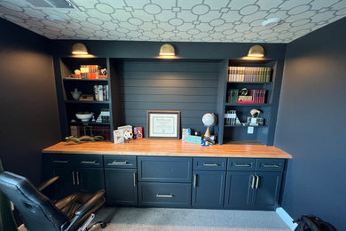 Inspiration for a transitional home office remodel in DC Metro