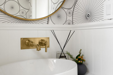 Inspiration for a contemporary bathroom remodel in San Francisco