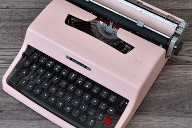 Olivetti Lettera 32 or 22 Typewriter in new Colours.