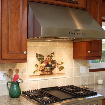 Traditional Kitchen & Master Bath Remodel in Tarzana, CA.