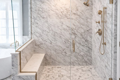 Bathroom - master bathroom idea in Chicago