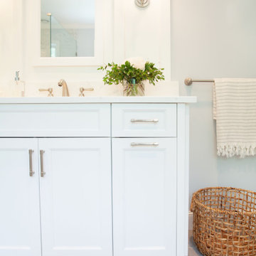 Stunning Traditional Master Bathroom in Simsbury