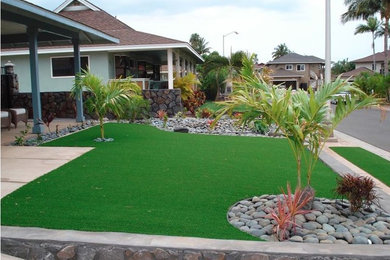 Inspiration for a tropical landscaping in Hawaii.