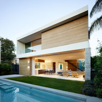 Crescent Drive Residence