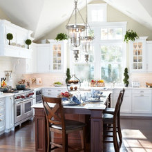 Beach house kitchen