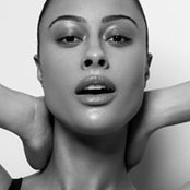 Mana Winkler's photo