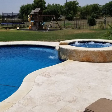 Celina - Pool/Spa combo with waterfall