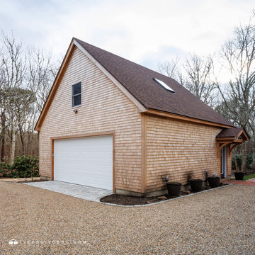 Detached Garage
