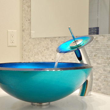 Dimensional stone backsplash