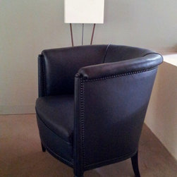 Fauteuils 1925 en cuir noir - Armchairs And Accent Chairs