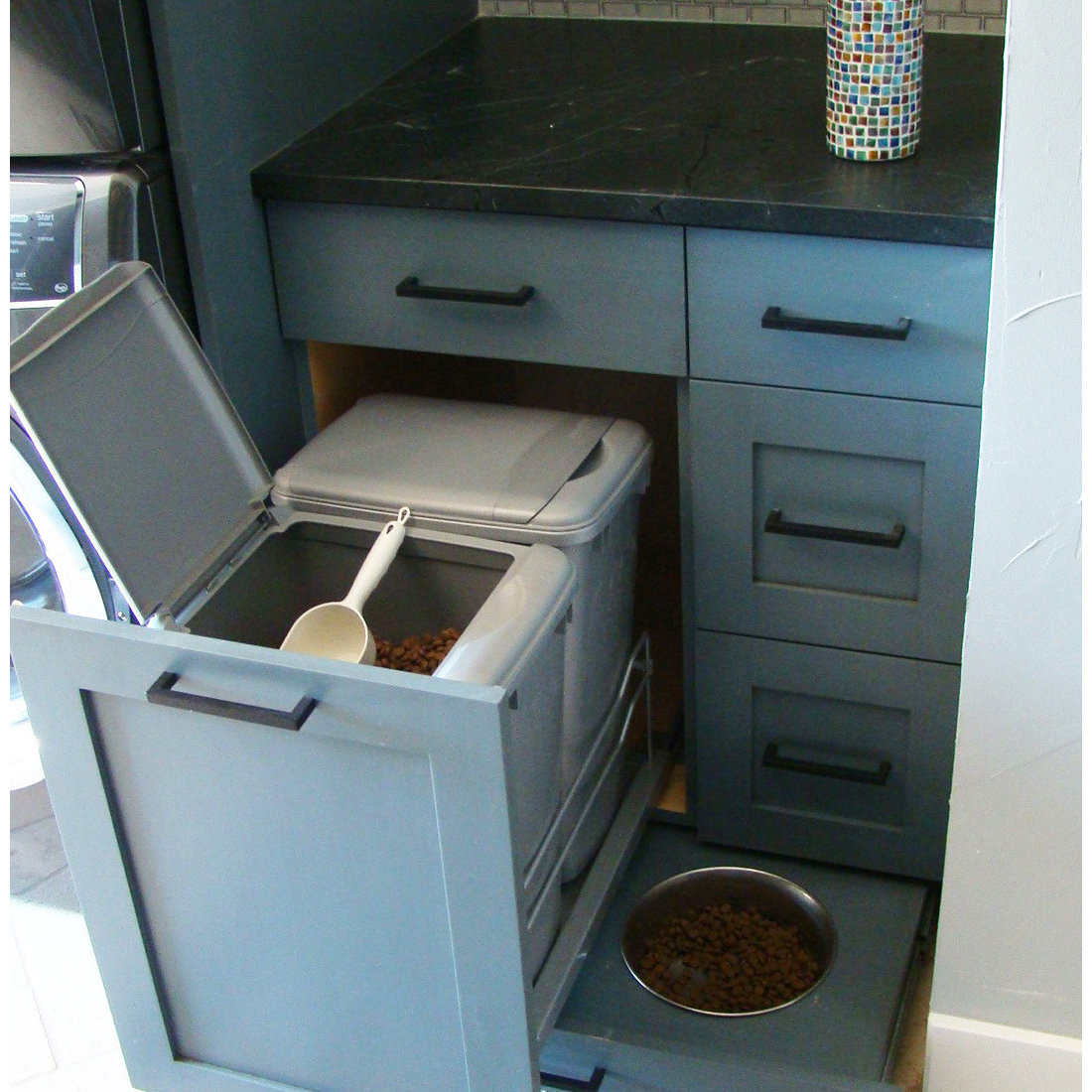 Multi purpose laundry room