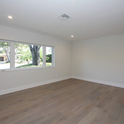 4611 NE 25th Ave - Products