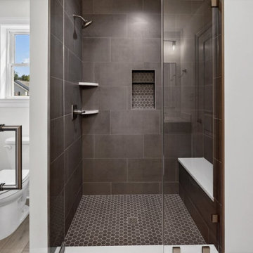 Tiled Shower with Niche & Bench Seat — Craftsman Style New Construction