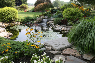 Inspiration for a backyard water fountain landscape in Nashville.