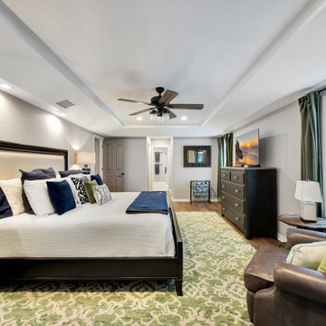 Canal Home