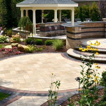 Outdoor Living with Inlay Detail