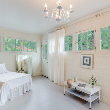 A Southern porch / Sleeping Room