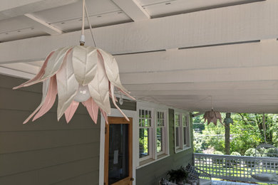 Inspiration for a cottage porch remodel in Other