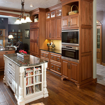 Showplace Cabinets - Kitchen