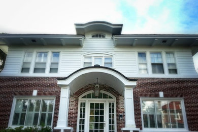 Home design - traditional home design idea in Charleston