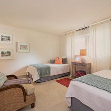 guestroom.