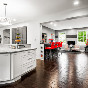 Large Two Tone Kitchen
