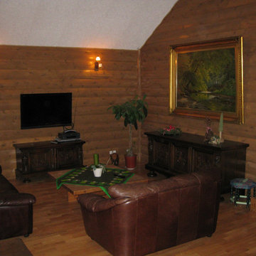 Half log cedar family room