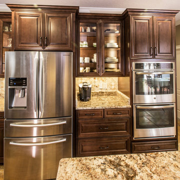 Williams (Waypoint) Zelmar Kitchen Remodel