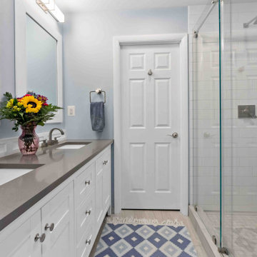 Lovely & Bright Vienna Master Suite & Screened Porch Addition