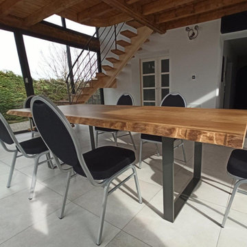 Escalier limon central bois brut au naturel ...